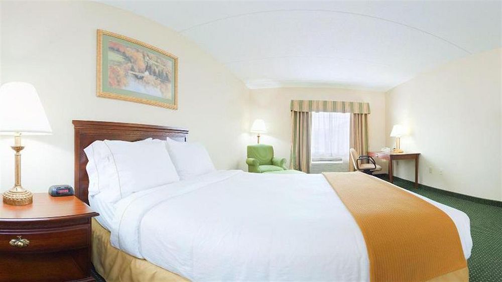 Holiday Inn Express Mount Pleasant- Scottdale By Ihg Buitenkant foto